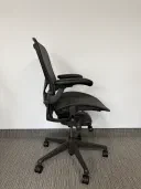 Herman Miller Remastered Aeron Size C Fully Loaded view 4