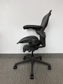 Herman Miller Remastered Aeron Size B view 5