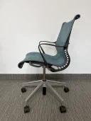 Herman Miller Setu view 8