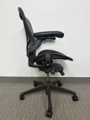 Herman Miller Remastered Aeron Size B Fully Loaded view 4