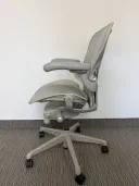 Herman Miller Aeron Remastered Size B view 5