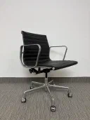 Herman Miller Eames Group Managament Chair view 1