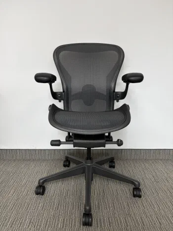 Herman Miller Remastered Aeron Size B
